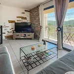 Casa vacanze Stunning In St-florent-sur-auzonne *