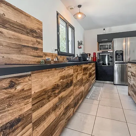 Stunning In St-florent-sur-auzonne Casa vacanze