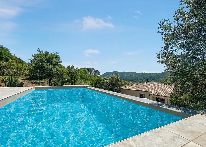 Gorgeous In St-florent-sur-auzonne